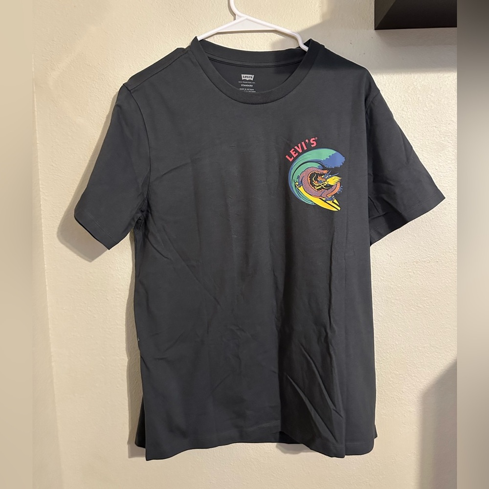 LEVI’S Tshirt